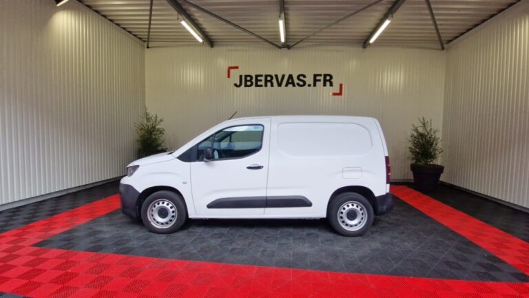 Peugeot Partner STANDARD 1000 KG PURETECH 110 SS PREMIUM - Image 08 (July 7, 2026)