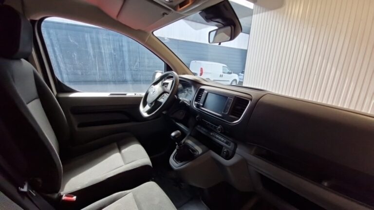 Toyota PROACE LONG 2.0L 140 D-4D BUSINESS - Image 12 (July 7, 2026)