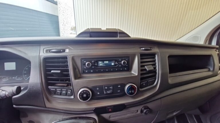 Ford Transit Custom CABINE APPROFONDIE 2.0 Ecoblue 130 Trend Business - Image 11 (July 7, 2026)
