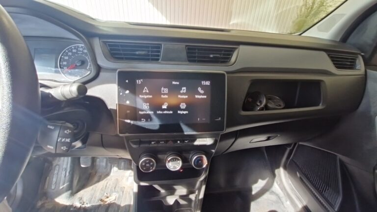 Renault Express Van Confort – Blue dCi 75 - Image 11 (July 7, 2026)