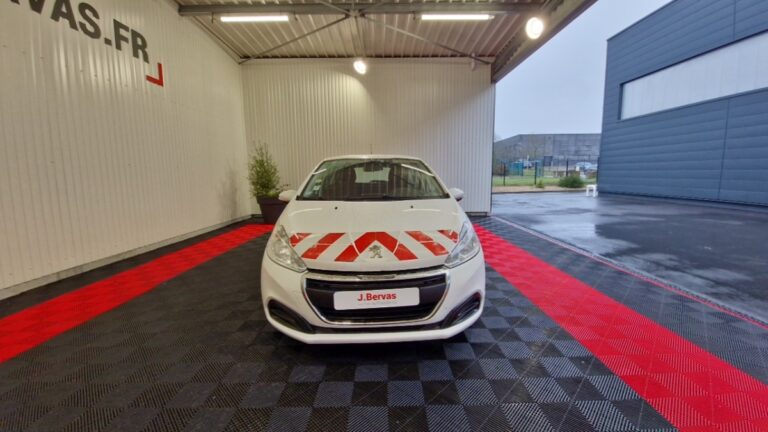 Peugeot 208 affaire BLUEHDI 100 SS PREMIUM - Image 02 (July 7, 2026)