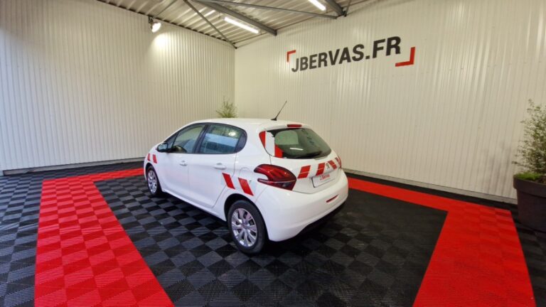 Peugeot 208 affaire BLUEHDI 100 SS PREMIUM - Image 07 (July 7, 2026)