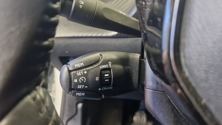 Peugeot 208 affaire PURETECH 75 SS PREMIUM - Image 14 (July 7, 2026)