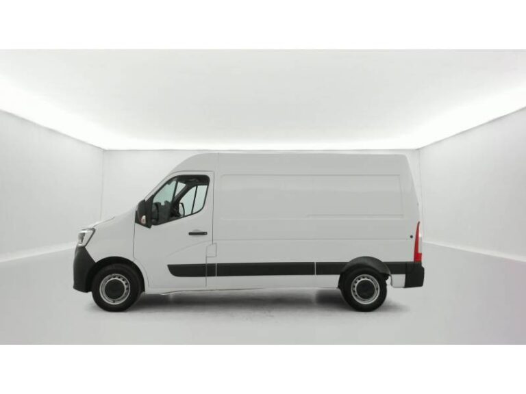 Renault Master FOURGON FGN TRAC F3500 BLUE DCI 135 CONFORT - Image 02 (July 7, 2026)