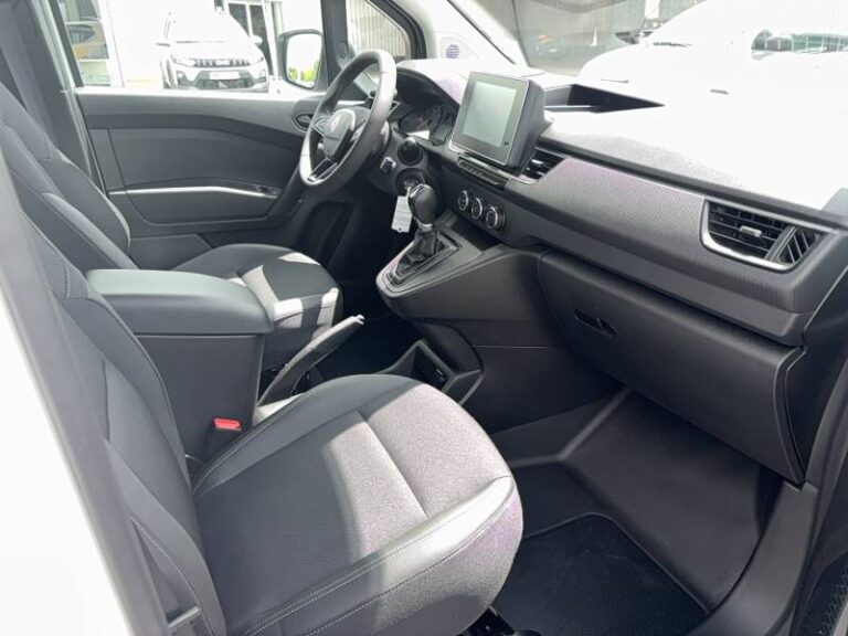 Renault Kangoo Van FG TOLE DCI 95 L1 AUTO ADVANCE - Image 11 (July 7, 2026)