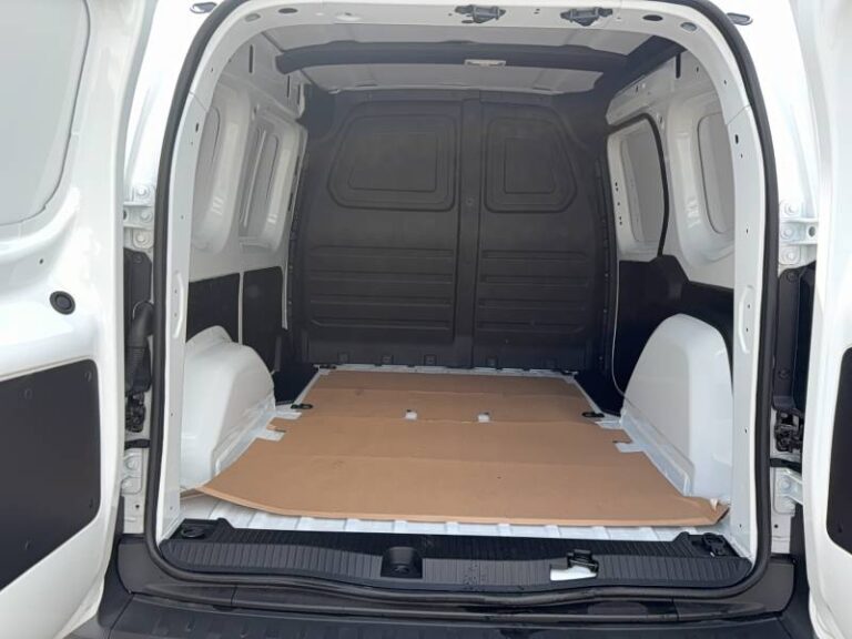 Renault Kangoo Van FG TOLE DCI 95 L1 AUTO ADVANCE - Image 14 (July 7, 2026)
