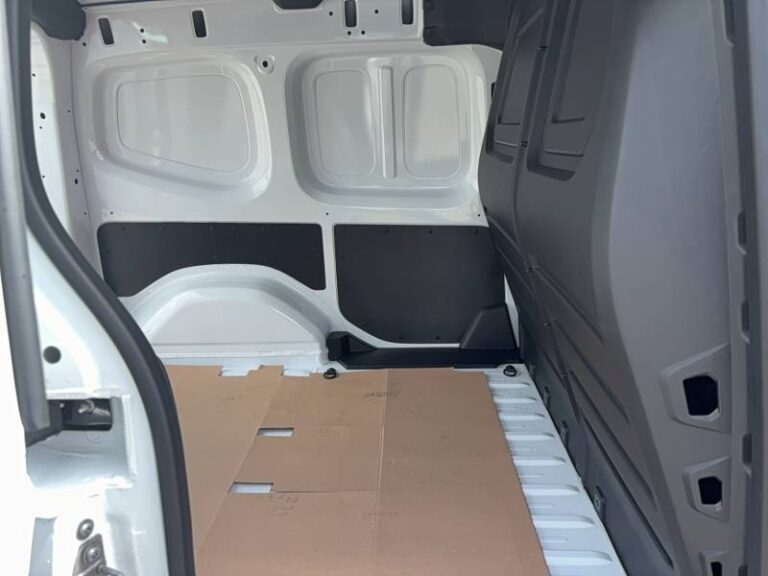 Renault Kangoo Van FG TOLE DCI 95 L1 AUTO ADVANCE - Image 15 (July 7, 2026)