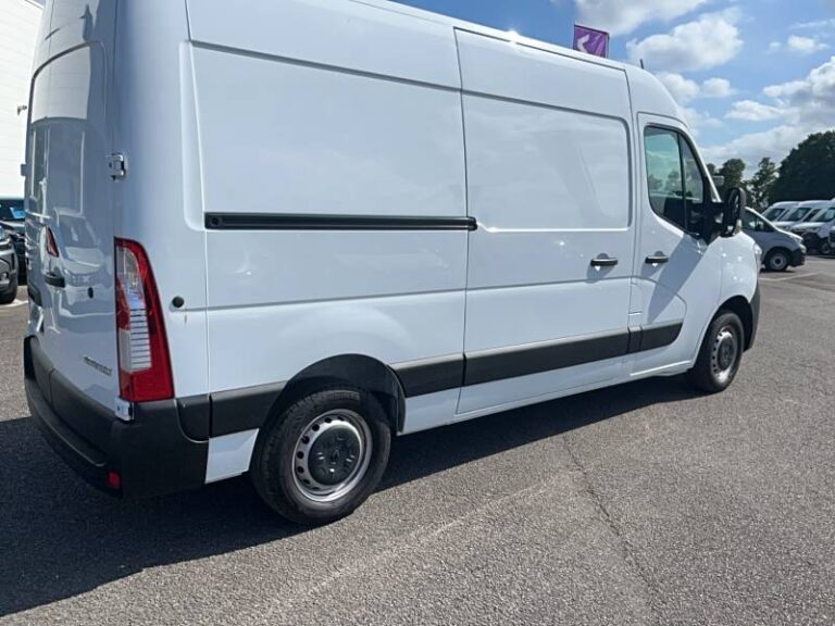 Renault Master FOURGON FGN TRAC F3500 BLUE DCI 135 CONFORT - Image 05 (July 7, 2026)