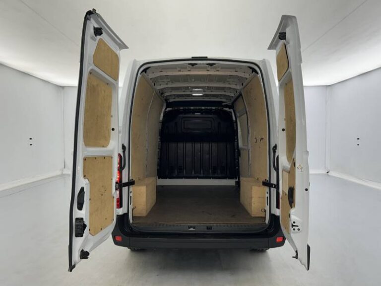 Renault Master FOURGON FGN TRAC F3500 BLUE DCI 135 CONFORT - Image 18 (July 7, 2026)