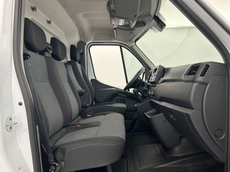 Renault Master FOURGON FGN TRAC F3500 BLUE DCI 135 CONFORT - Image 14 (July 7, 2026)