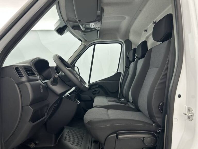 Renault Master FOURGON FGN TRAC F3500 BLUE DCI 135 CONFORT - Image 09 (July 7, 2026)