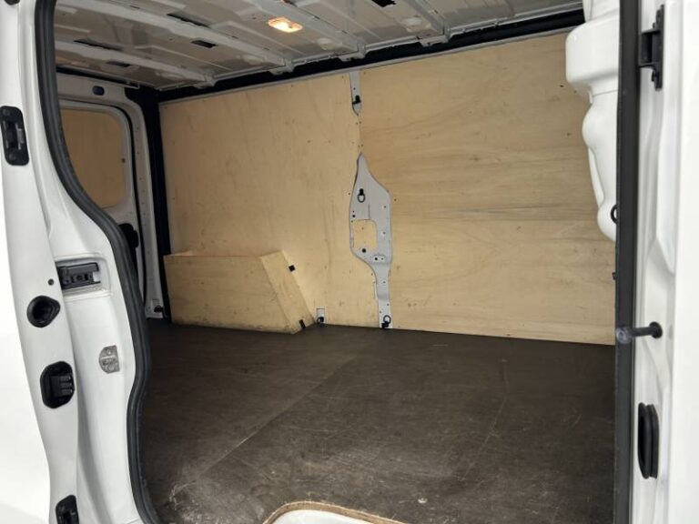 Renault Trafic FGN 3000 KG BLUE DCI 130 CONFORT - Image 16 (July 7, 2026)