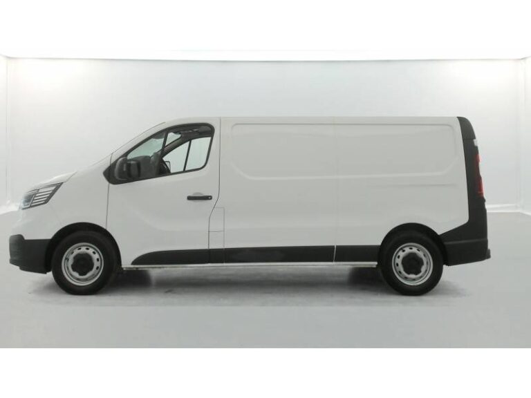 Renault Trafic FGN 3000 KG BLUE DCI 130 CONFORT - Image 02 (July 7, 2026)