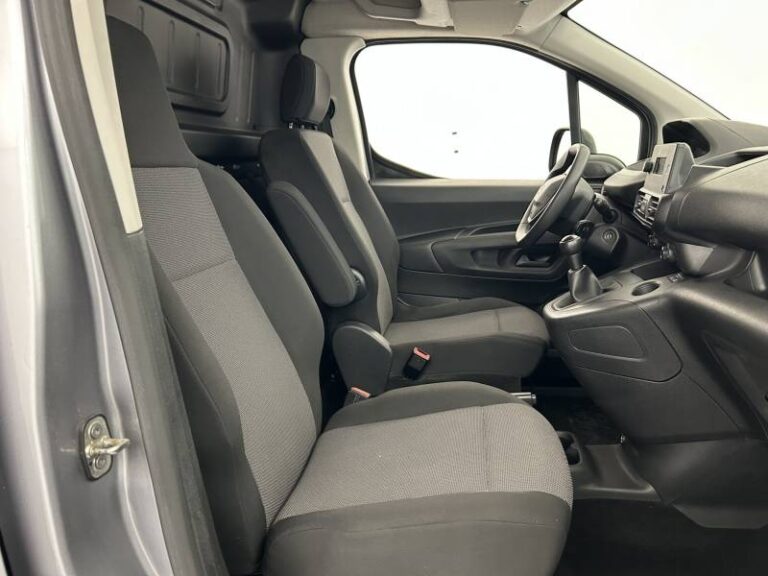 Peugeot Partner FGN FOURGON STANDARD 650 KG BLUEHDI 100 S&S BVM5 PRO - Image 14 (July 7, 2026)