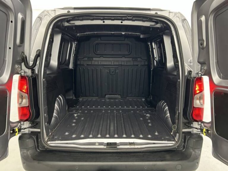Peugeot Partner FGN FOURGON STANDARD 650 KG BLUEHDI 100 S&S BVM5 PRO - Image 18 (July 7, 2026)