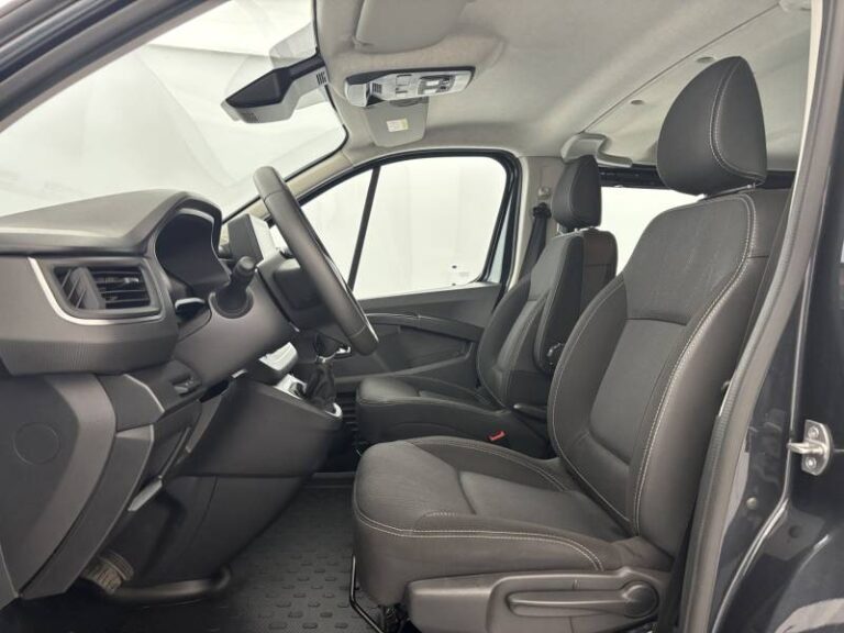 Renault Trafic CA 3000 KG BLUE DCI 150 EDC GRAND CONFORT - Image 09 (July 7, 2026)