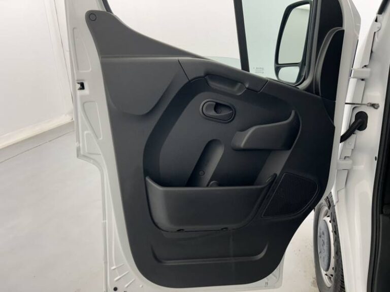 Renault Master FOURGON FGN TRAC F3500 BLUE DCI 135 CONFORT - Image 11 (July 7, 2026)