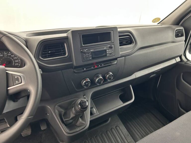 Renault Master FOURGON FGN TRAC F3500 BLUE DCI 135 CONFORT - Image 12 (July 7, 2026)