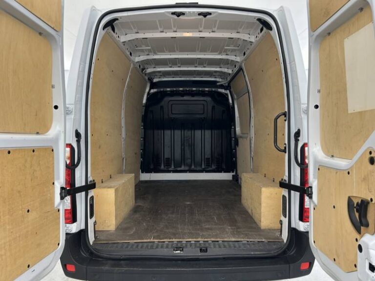 Renault Master FOURGON FGN TRAC F3500 BLUE DCI 135 CONFORT - Image 18 (July 7, 2026)