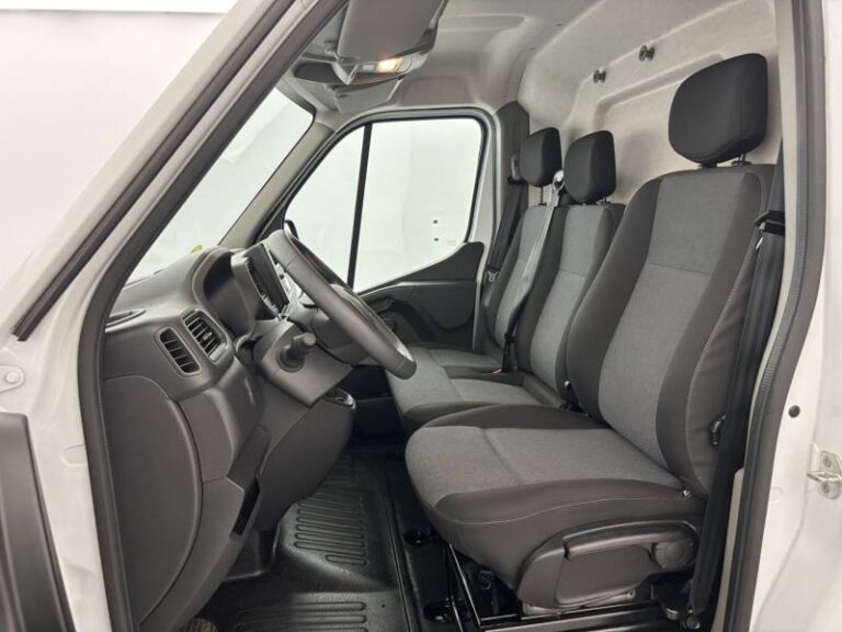Renault Trafic FGN 2800 KG BLUE DCI 110 ESSENTIEL - Image 09 (July 7, 2026)