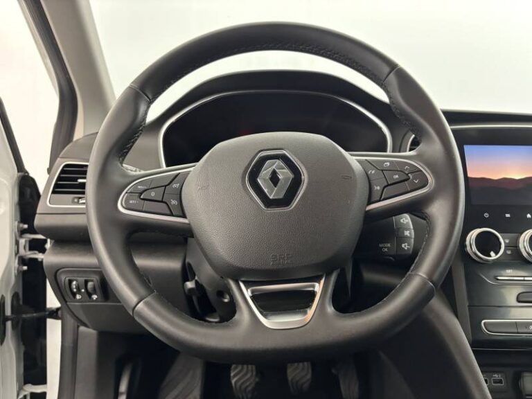 Renault Mégane SOCIETE IV BLUE DCI 115 AIR NAV REVERSIBLE - Image 15 (July 7, 2026)