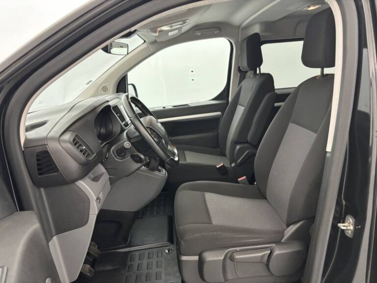 Opel Vivaro FOURGON CA FIXE L2 2.0 DIESEL 120 CH PTAC AUGMENTE PACK CLIM - Image 10 (July 7, 2026)