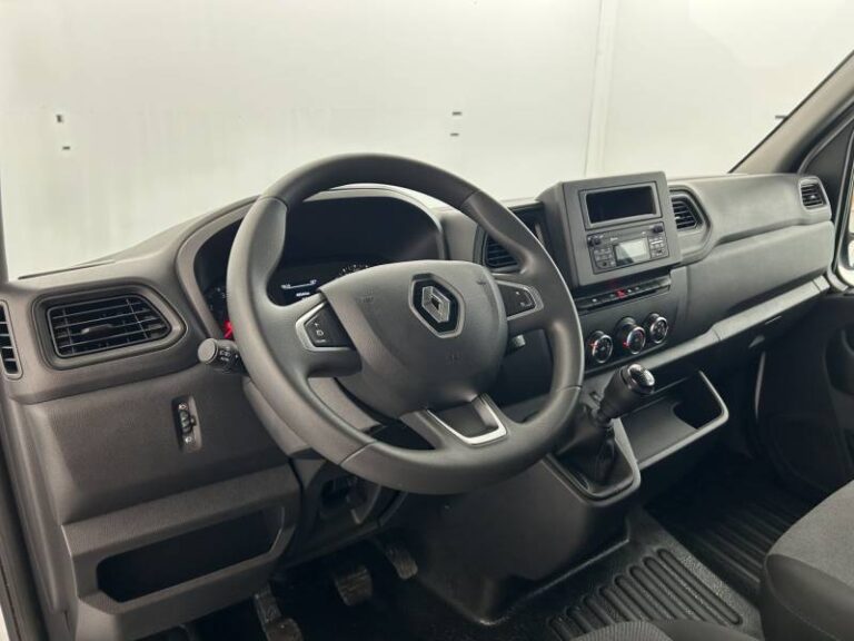 Renault Master FOURGON FGN TRAC F3500 BLUE DCI 135 CONFORT - Image 10 (July 7, 2026)