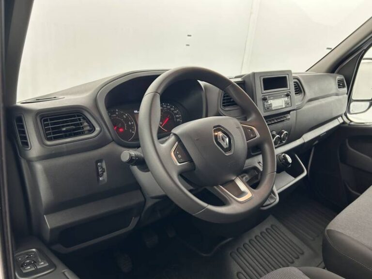Renault Master FOURGON FGN TRAC F3500 BLUE DCI 135 CONFORT - Image 10 (July 7, 2026)