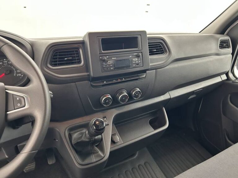 Renault Master FOURGON FGN TRAC F3500 BLUE DCI 135 CONFORT - Image 12 (July 7, 2026)