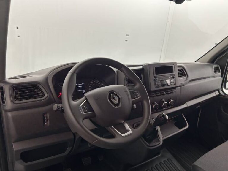 Renault Master FOURGON FGN TRAC F3500 BLUE DCI 135 CONFORT - Image 10 (July 7, 2026)