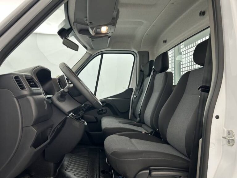 Renault Master FOURGON CC PROP RJ3500 L2 PAFC BLUE DCI 130 EURO VI CONFORT - Image 09 (July 7, 2026)