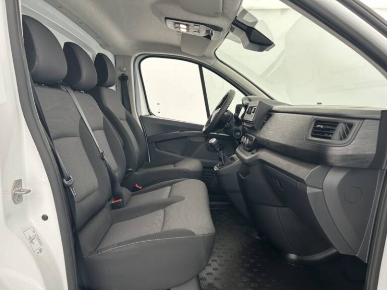 Renault Trafic FG BLUE DCI 130 3T GSR2 ADVANCE - Image 14 (July 7, 2026)