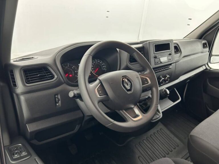 Renault Master FOURGON FGN TRAC F3500 BLUE DCI 135 CONFORT - Image 10 (July 7, 2026)