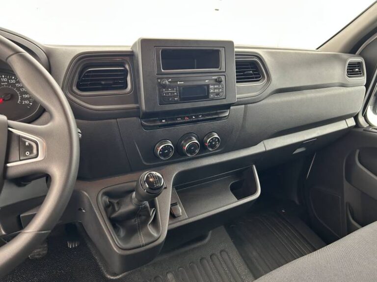 Renault Master FOURGON FGN TRAC F3500 BLUE DCI 135 CONFORT - Image 12 (July 7, 2026)