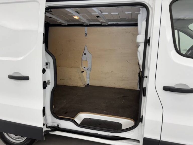 Renault Trafic FGN 3000 KG BLUE DCI 130 CONFORT - Image 12 (July 7, 2026)