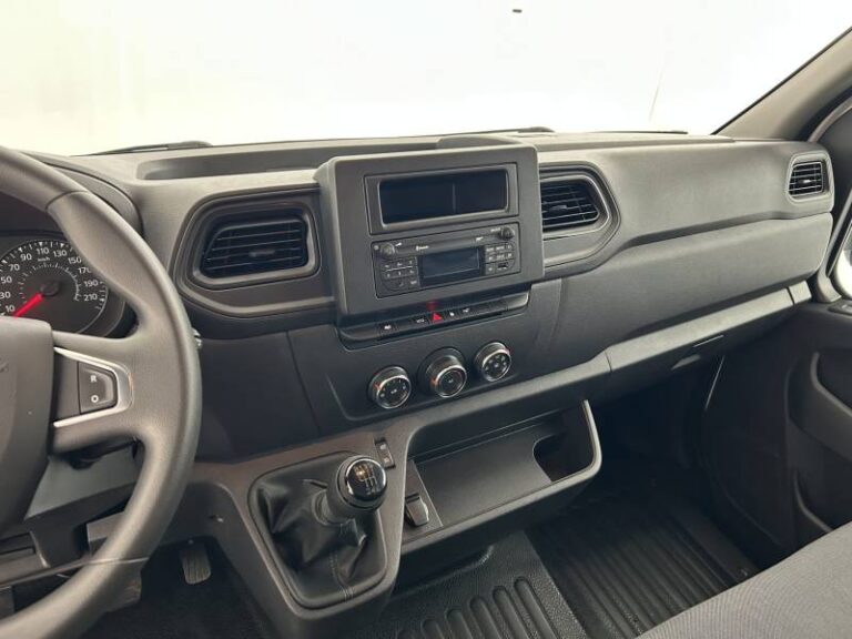 Renault Master FOURGON FGN TRAC F3500 BLUE DCI 135 CONFORT - Image 12 (July 7, 2026)