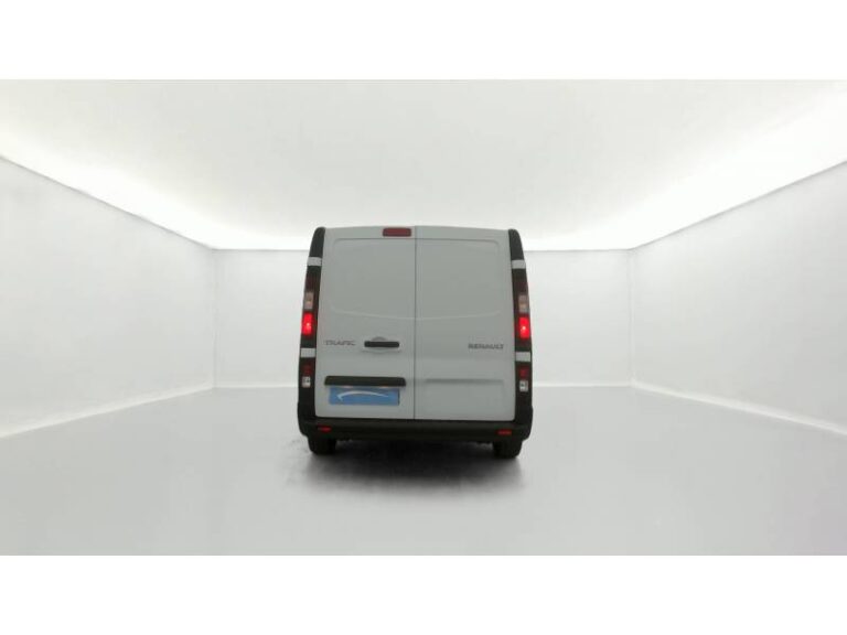 Renault Trafic FG BLUE DCI 130 3T GSR2 ADVANCE - Image 04 (July 7, 2026)