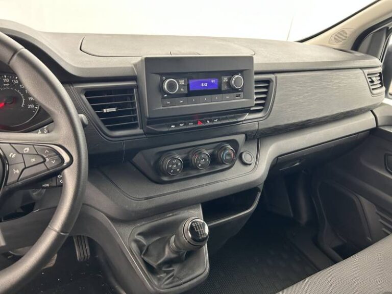 Renault Trafic FGN 2800 KG BLUE DCI 110 ESSENTIEL - Image 12 (July 7, 2026)