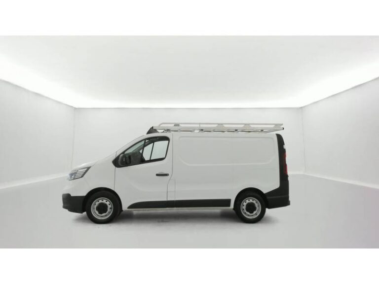 Renault Trafic FGN 2800 KG BLUE DCI 110 ESSENTIEL - Image 02 (July 7, 2026)
