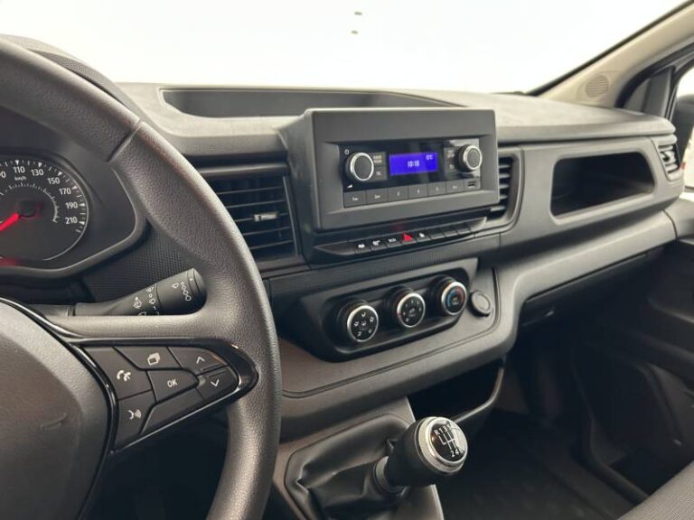Renault Trafic FG BLUE DCI 130 3T GSR2 ADVANCE - Image 12 (July 7, 2026)