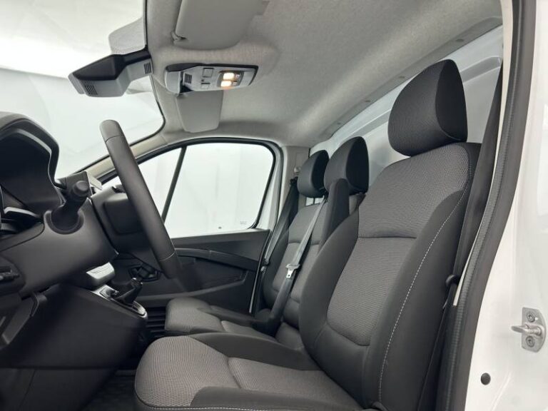 Renault Trafic FG BLUE DCI 130 3T GSR2 ADVANCE - Image 09 (July 7, 2026)