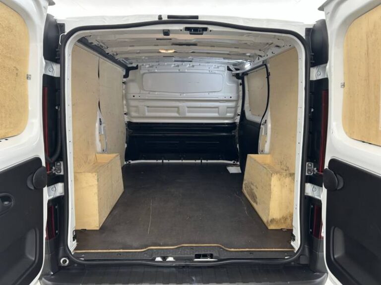 Renault Trafic FG BLUE DCI 130 3T GSR2 ADVANCE - Image 18 (July 7, 2026)