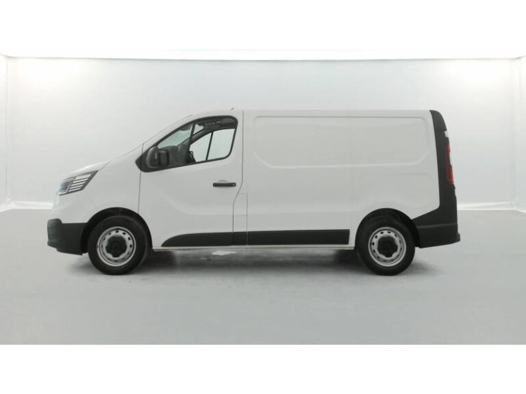 Renault Trafic FG BLUE DCI 130 3T GSR2 ADVANCE - Image 02 (July 7, 2026)