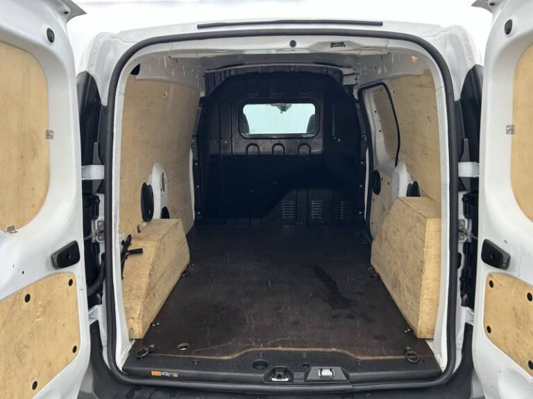 Renault Express (30) VAN BLUE DCI 75 – 22 CONFORT - Image 18 (July 7, 2026)