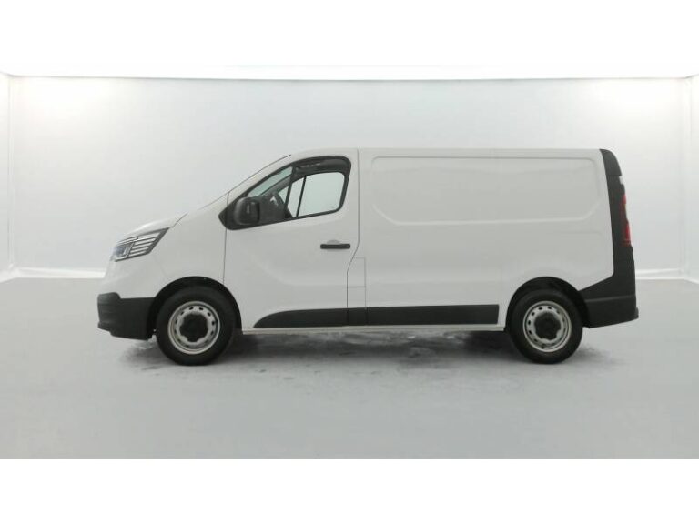 Renault Trafic FGN 3T BLUE DCI 130 GSR2 ADVANCE - Image 02 (July 7, 2026)
