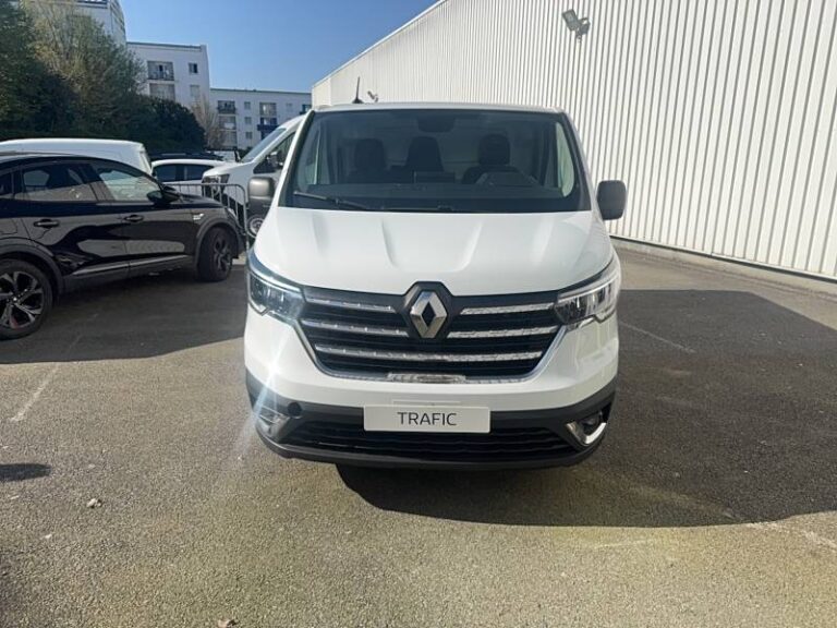 Renault Trafic VAN E-Tech électrique FG GCF 52kWh AC22 - Image 08 (July 7, 2026)