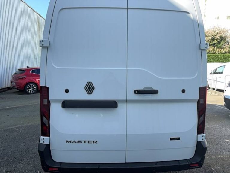 Renault Master FOURGON ELECTRIQUE FGN 3T5 GRANDE AUTONOMIE EXTRA - Image 03 (July 7, 2026)