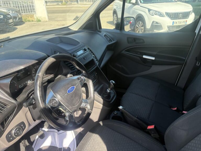Ford Transit Connect 1.5 TDCI ECOBLUE BVM6 120CV AVEC GALERIE - Image 05 (July 7, 2026)