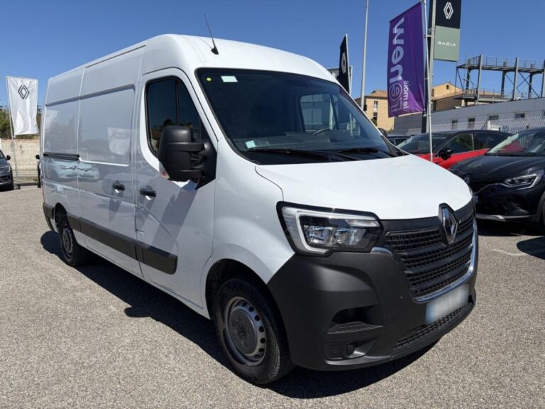 Renault Master III CA Tr CF F3300 Blue dCi 135 - Image 01 (July 7, 2026)