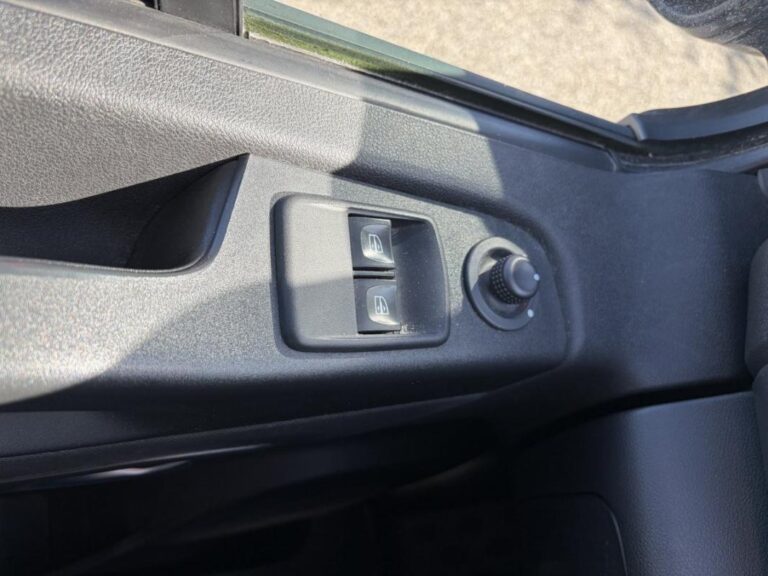 Renault Trafic III Fourgon Conf+ 1000 Ener dCi 120 - Image 20 (July 7, 2026)